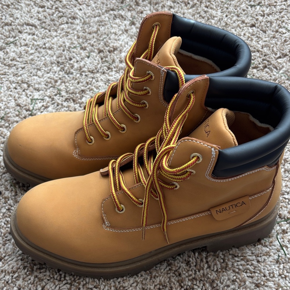 Nautica Men's Brown Lace-Up Boots- Size 9